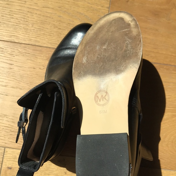 Michael Kors Leather Arley Ankle Bootie Boots - Picture 6 of 7